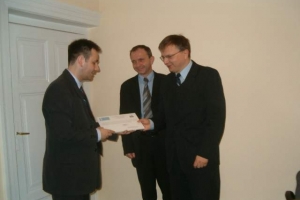 hospicjum_sw_ojca_pio_przekazanie_mankietow_2